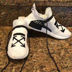 ** MENS BLACK & WHITE NMD HUMAN RACE  ADIDAS—EXCELLENT CONDITION—-SIZE 11– $40